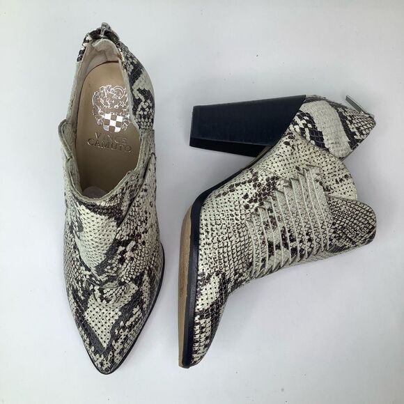 Vince Camuto Snakeskin Pointy Toe Black/White Women’s Ankle Booties Sz 7M - Picture 2 of 11